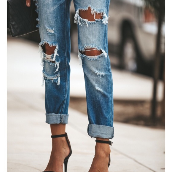 Distressed Boyfriend Jeans - Picture 5 of 8
